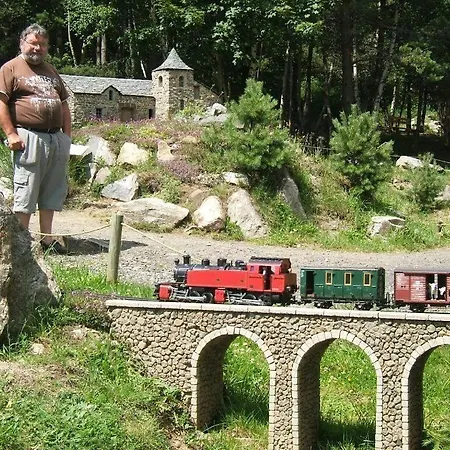 Vvf Haute Loire Haute Ardeche منتزه العطل Tence