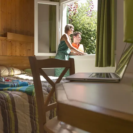 Vvf Haute Loire Haute Ardeche Kompleks wypoczynkowy 3*