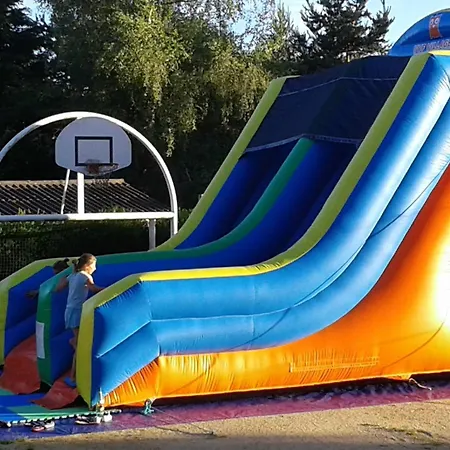 Vvf Haute Loire Haute Ardeche 3* Tence