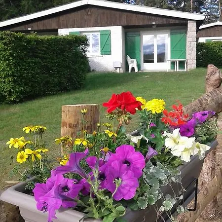 Kompleks wypoczynkowy Vvf Haute Loire Haute Ardeche 3*