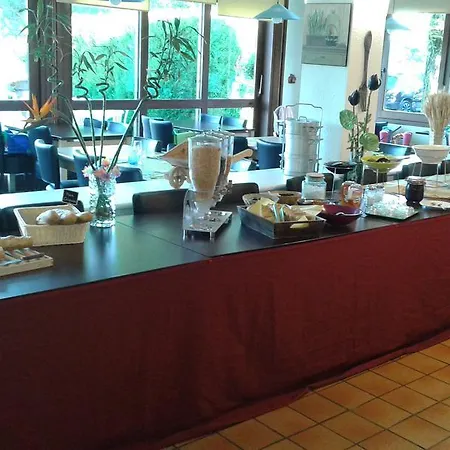 Vvf Haute Loire Haute Ardeche 3* Tence